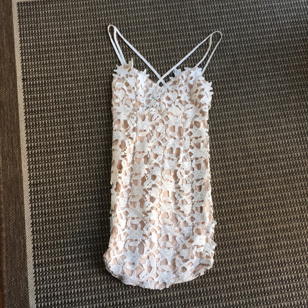 SOLD SOLD SOLD White lace Hello Molly dress